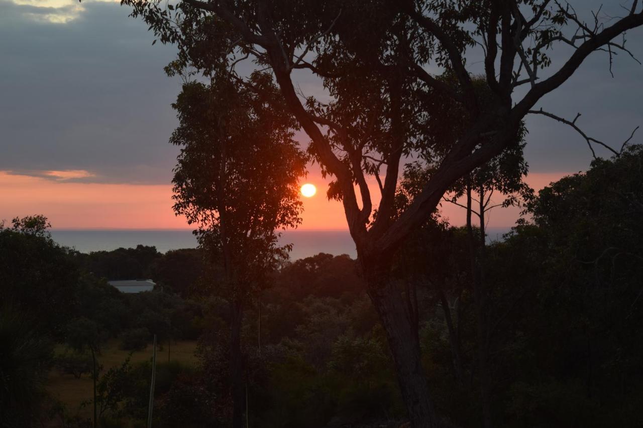 Eagle Bay House Bed & Breakfast Dunsborough Exterior photo